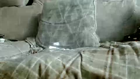 suckmywhitecock25 online show from January 11, 7:28 pm