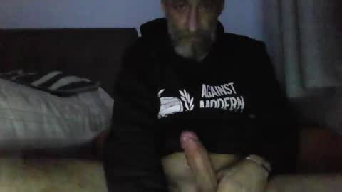 Snapshot of suncity1908 chatting on December 31, 4:04 pm suncity1908 online show from December 31, 4:04 pm