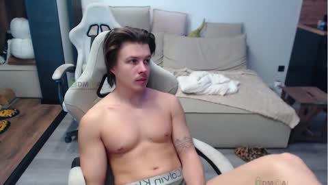 Alice and Sergey online show from February 5, 8:32 am