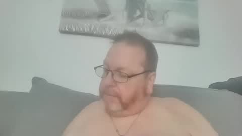 Sunspotbaby online show from April 4, 7:11 pm