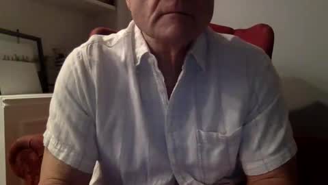 suntrdr077 online show from March 3, 11:11 pm