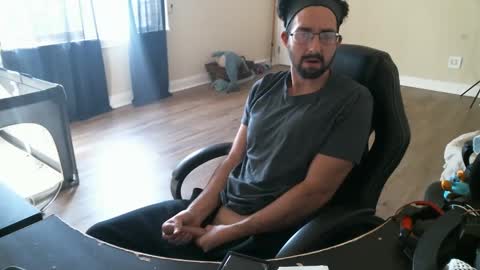 Snapshot of swals chatting on February 4, 8:28 pm Swals online show from February 4, 8:28 pm