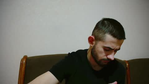 BredEmiliya online show from December 13, 7:32 pm