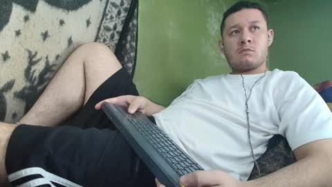 Snapshot of sweet_guy36 chatting on September 22, 5:01 pm sweet_guy36 online show from September 22, 5:01 pm