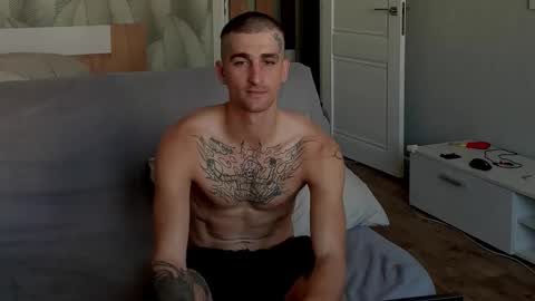 sweet_smith8 online show from September 24, 5:51 am