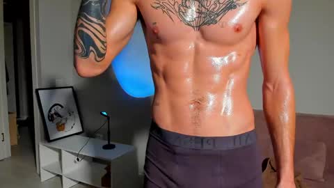 Snapshot of sweet_smith8 chatting on February 5, 3:09 pm sweet_smith8 online show from February 5, 3:09 pm