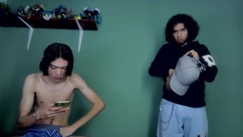 Tippot and Germaine online show from December 15, 3:14 am