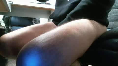 Snapshot of sweetdong chatting on December 3, 4:06 pm Stick around its a grower online show from December 3, 4:06 pm