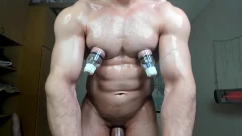 Snapshot of sweetmuscles_boy chatting on September 25, 4:17 pm Lorenzo online show from September 25, 4:17 pm