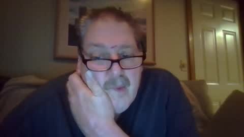 sweetbrowneyes623 online show from March 19, 10:29 am