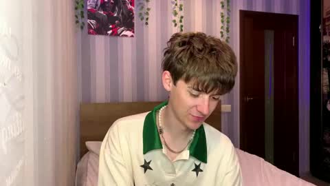 Sweety Dude online show from April 21, 3:18 pm