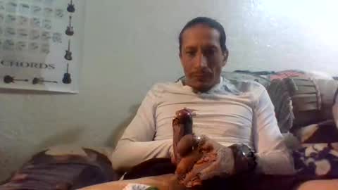 Snapshot of sweezybrown1 chatting on October 21, 10:12 pm MR. SWEEZY online show from October 21, 10:12 pm