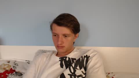 Cat online show from March 17, 6:49 am