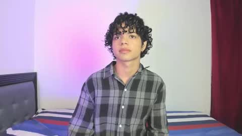 swwet_boy online show from September 29, 2:57 pm