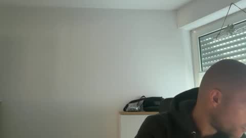 sx1904 online show from October 1, 11:36 am