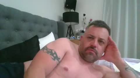 sxylegsturnmeon online show from December 4, 5:53 pm