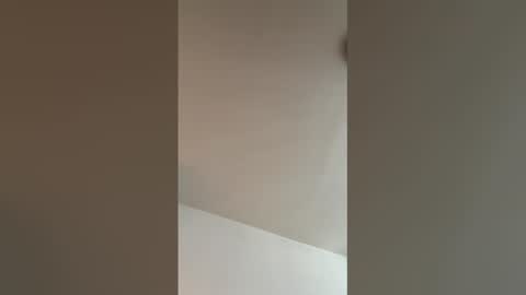 t954127 online show from March 27, 8:26 am