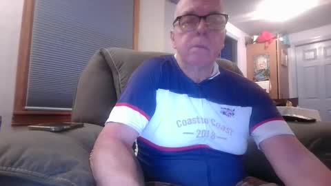 tacrunner66_ online show from January 6, 12:59 am