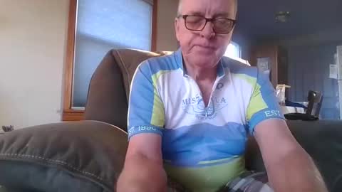 tacrunner66_ online show from February 11, 4:01 pm