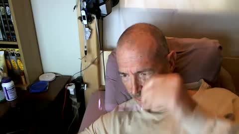 Tad Pole online show from December 18, 6:35 pm