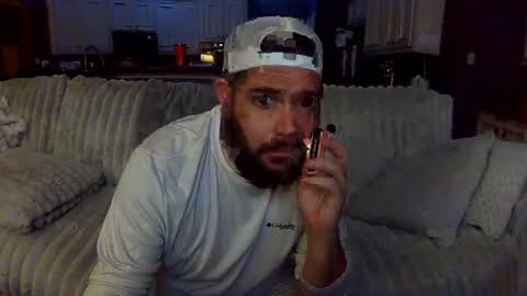 Snapshot of taintnuzzler_13 chatting on October 8, 7:02 am TaintNuzzler online show from October 8, 7:02 am