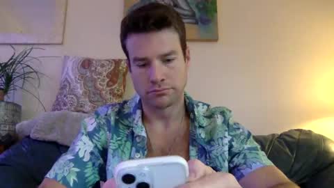 Dr. Love online show from December 24, 2:54 pm