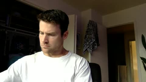 Dr. Love online show from February 10, 6:03 pm