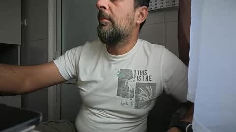 tarkan198 online show from November 6, 10:40 am