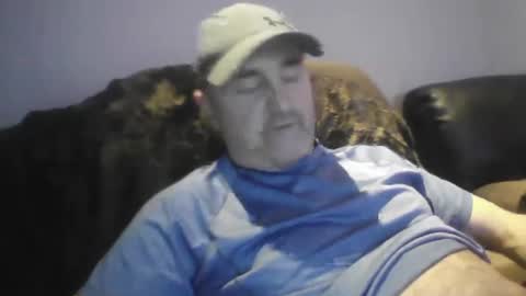 Snapshot of tarzeny77 chatting on February 4, 1:02 am tarzeny77 online show from February 4, 1:02 am