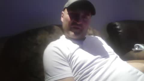 Snapshot of tarzeny77 chatting on March 8, 1:04 am tarzeny77 online show from March 8, 1:04 am