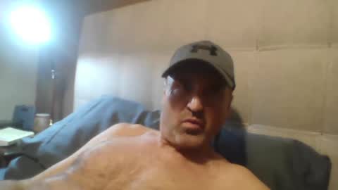 Snapshot of tarzeny77 chatting on December 27, 5:26 pm tarzeny77 online show from December 27, 5:26 pm