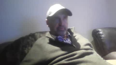 Snapshot of tarzeny77 chatting on March 12, 11:33 pm tarzeny77 online show from March 12, 11:33 pm