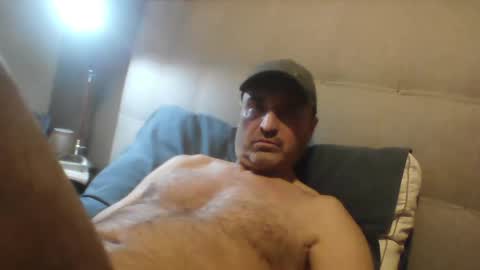 Snapshot of tarzeny77 chatting on January 2, 6:01 pm tarzeny77 online show from January 2, 6:01 pm