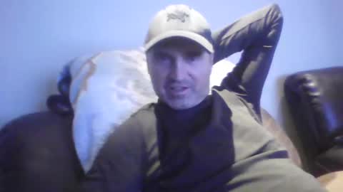 Snapshot of tarzeny77 chatting on January 5, 2:06 am tarzeny77 online show from January 5, 2:06 am