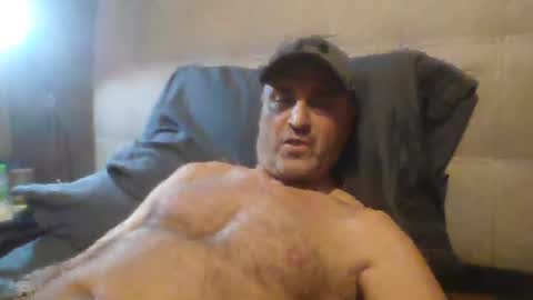 Snapshot of tarzeny77 chatting on October 19, 12:04 am tarzeny77 online show from October 19, 12:04 am