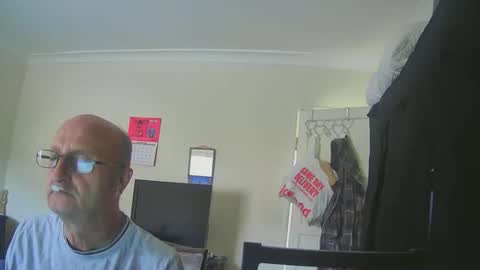 Snapshot of taslicks0739 chatting on October 5, 1:15 pm Tas online show from October 5, 1:15 pm