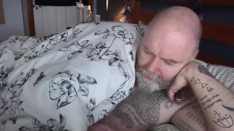 Tattooeddilf 01 online show from January 5, 11:59 am