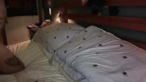 Tattooeddilf 01 online show from September 14, 10:23 pm