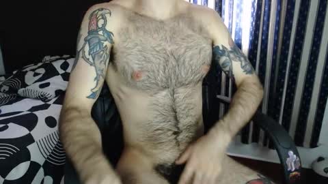 Taylor online show from November 14, 7:04 pm