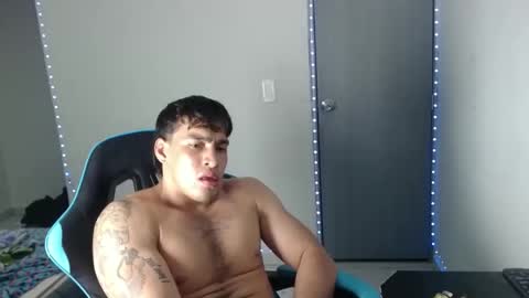 team23hot0 online show from November 13, 5:45 am