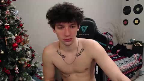 Teddy online show from December 14, 4:30 am