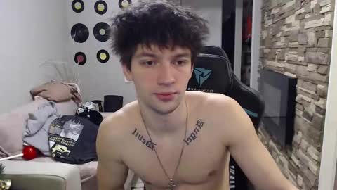 Teddy online show from December 1, 6:05 am