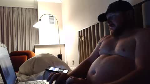 tenn239 online show from April 14, 11:59 pm