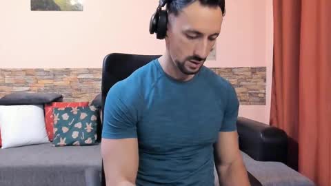 TexasHUNK online show from February 11, 9:53 am