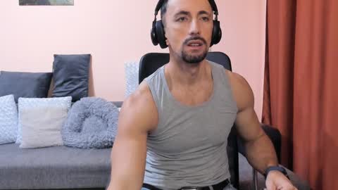 TexasHUNK online show from December 6, 9:32 am