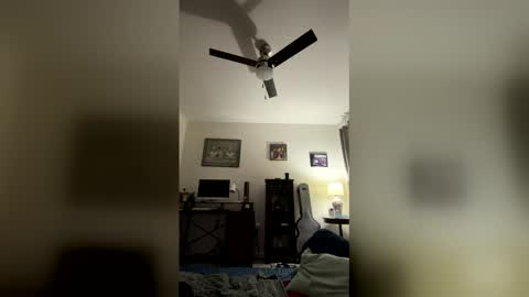 tha_bestyet42 online show from April 1, 2:13 am