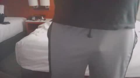 that1guyfrom92 online show from November 15, 5:37 pm