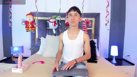 Thayler  online show from December 26, 11:32 am