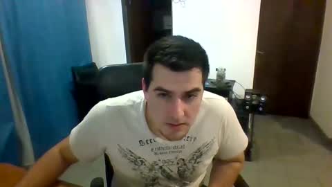 Snapshot of the_dark_knive_ chatting on September 22, 12:44 am the_dark_knive_ online show from September 22, 12:44 am