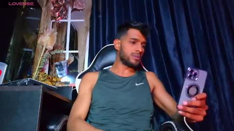 the dog lian online show from April 18, 7:58 pm